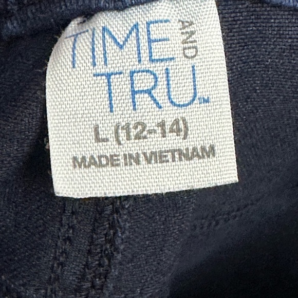 Time and Tru Navy Jeans - Picture 2 of 5